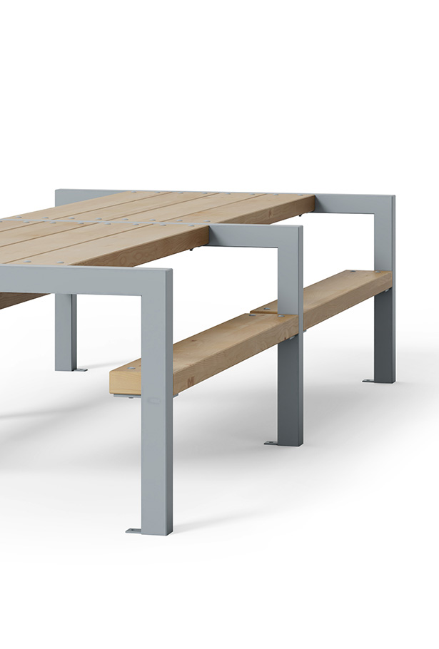 ARRY Picnic Table in hardwood