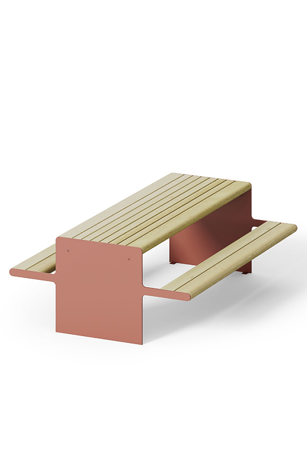 PING Picnic Table in hardwood